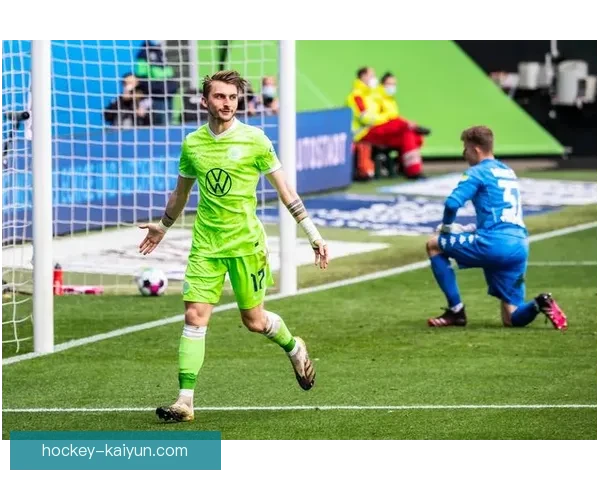 德布劳内长传技术展示值得关注，体现出其传球精准度与场上阅读比赛能力。